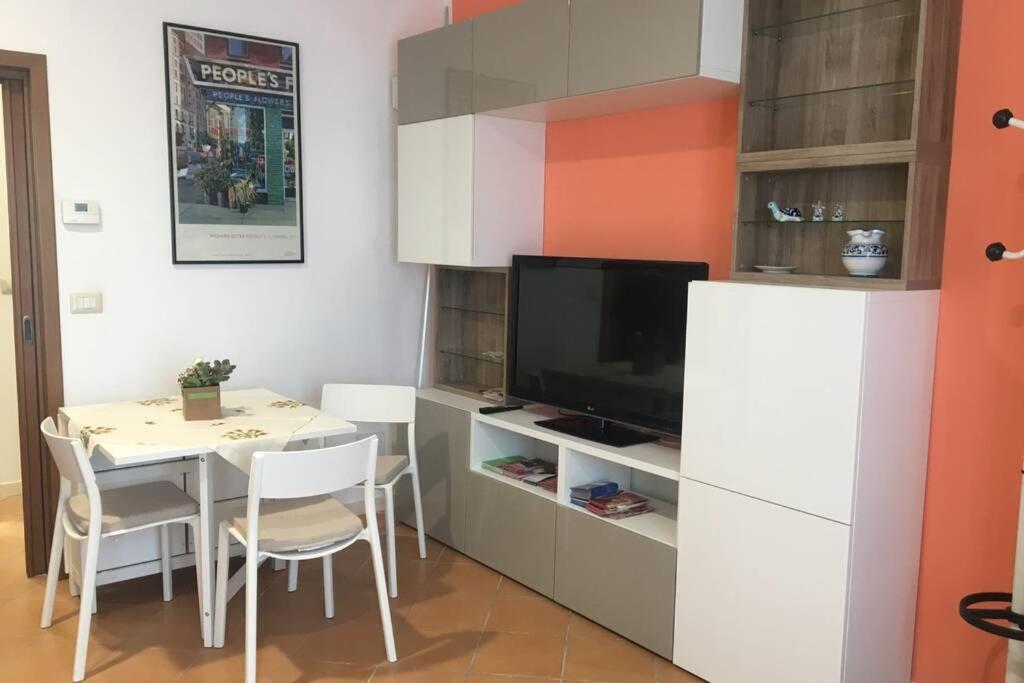 Appartamento Via Montenero โบโลญญา ภายนอก รูปภาพ